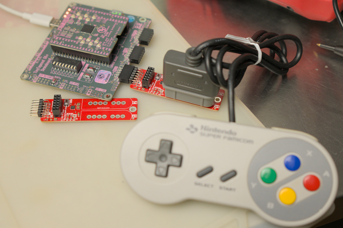 SNES controller compatible Pmod